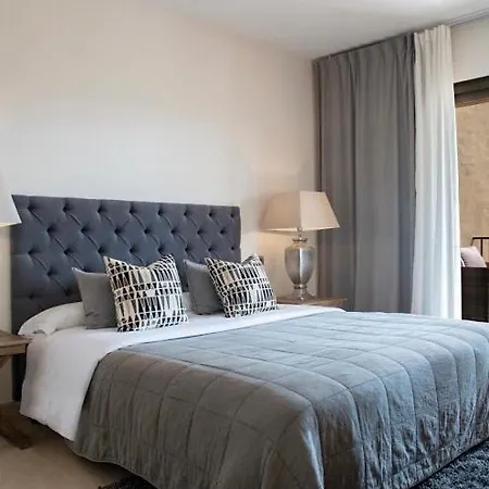 Daire Luxury In Benahavis With Amazing Views