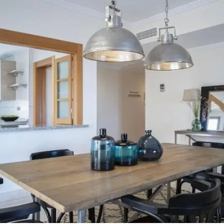 Luxury In Benahavis With Amazing Views Apartamento *