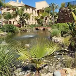 Luxury In Benahavis With Amazing Views